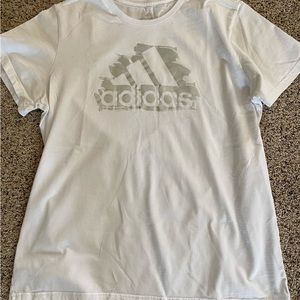 ADIDAS Women’s T shirt XL